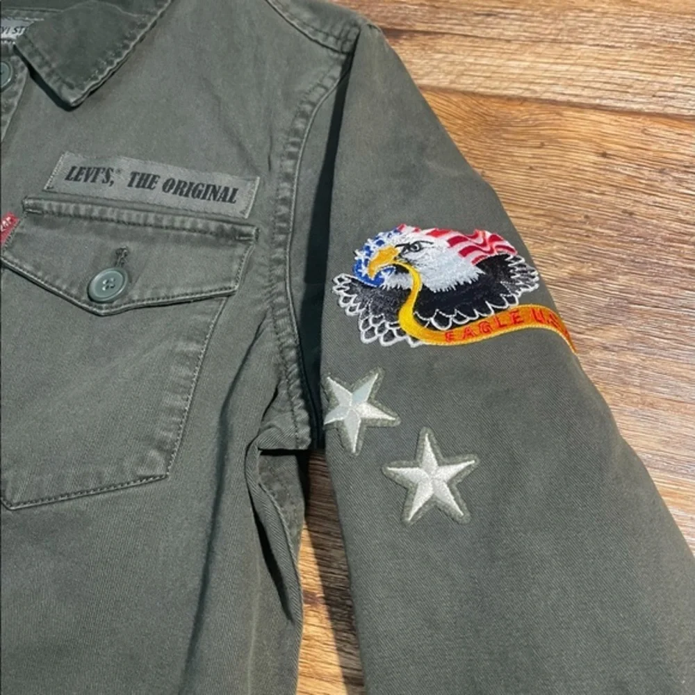 Levi’s Women's Army Olive Green‎ 4 Pocket Patched Shirt Jacket Small (LW7RC644) - Picture 4 of 8